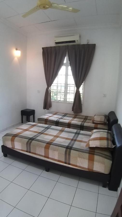 Seri Dusun Sepang Homestay & Event Space Kültér fotó