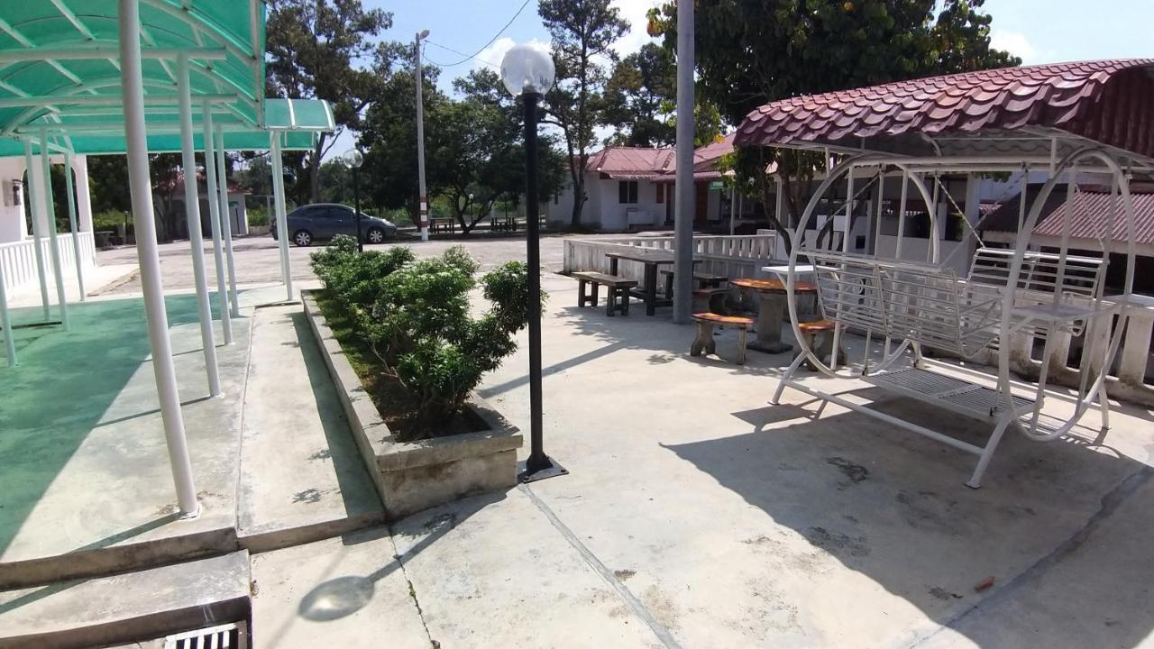 Seri Dusun Sepang Homestay & Event Space Kültér fotó