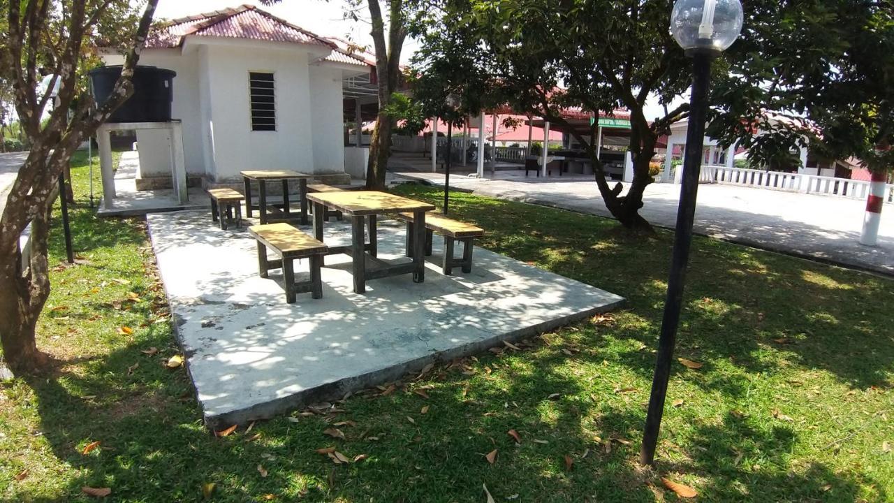 Seri Dusun Sepang Homestay & Event Space Kültér fotó
