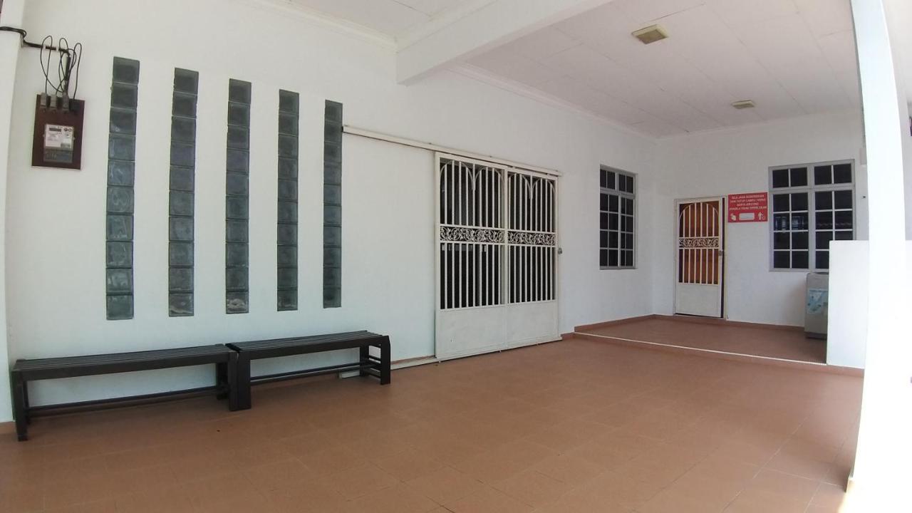Seri Dusun Sepang Homestay & Event Space Kültér fotó