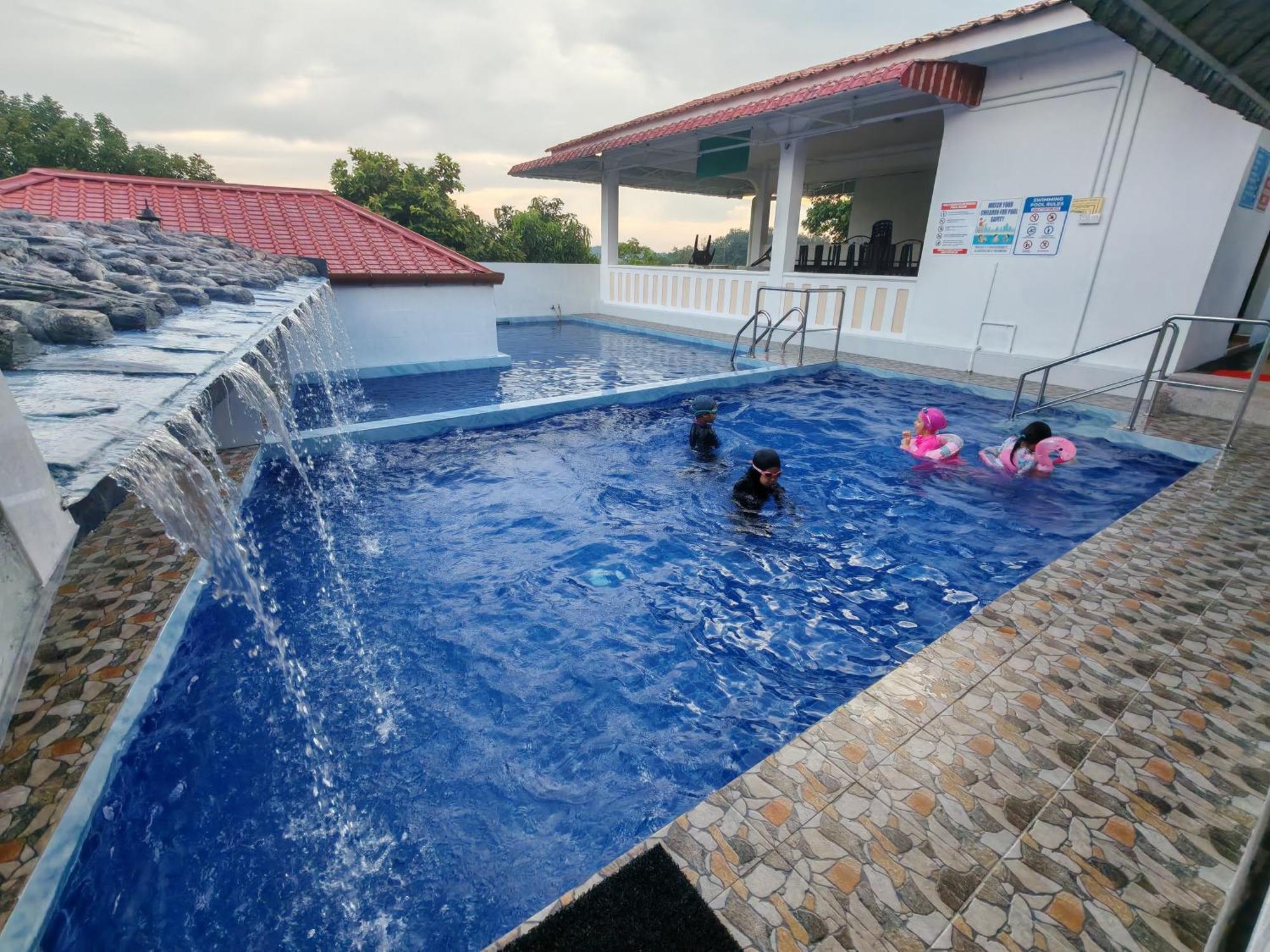 Seri Dusun Sepang Homestay & Event Space Kültér fotó